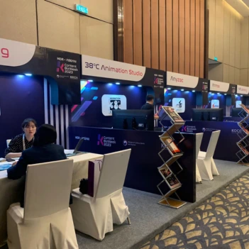 Booth Custom Sakata Global Indonesia - Desain pameran eksklusif, finishing premium, dan branding profesional untuk exhibition, expo, serta launching produk.