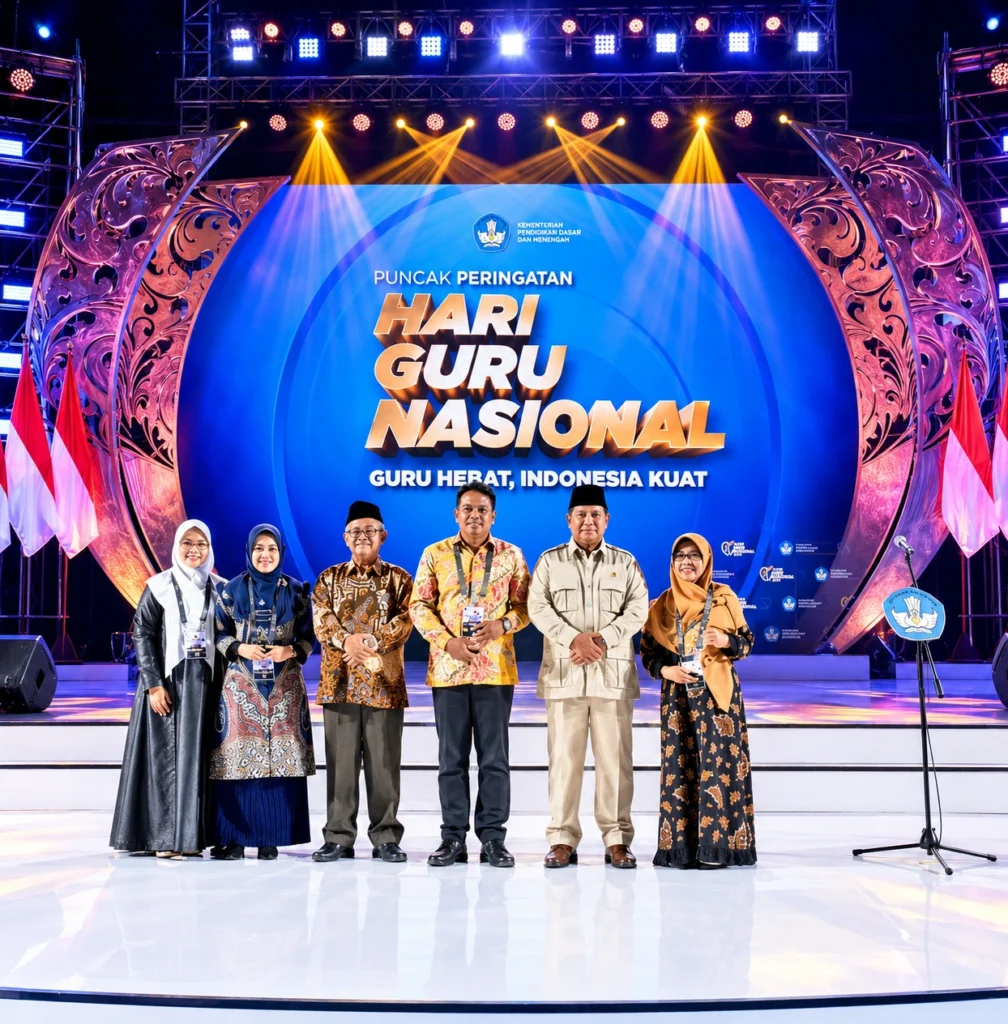 Produksi panggung event pemerintahan Hari Guru Nasional dengan lighting, LED screen, dekorasi panggung, dan multimedia event profesional oleh Sakata Global Indonesia.